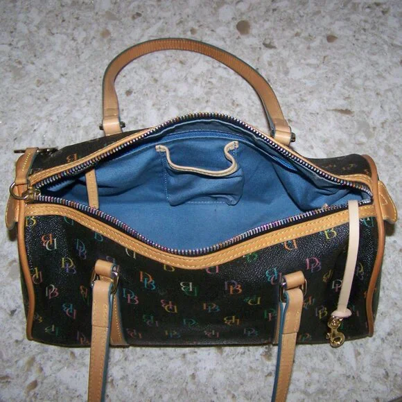 Dooney & Bourke VTG DB Monogram Barrel Bag - Picture 8 of 13